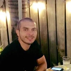 Meet your Posher, Daniel